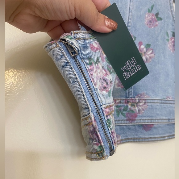 Denim Floral Crop Top - Wild Fable - Picture 5 of 6